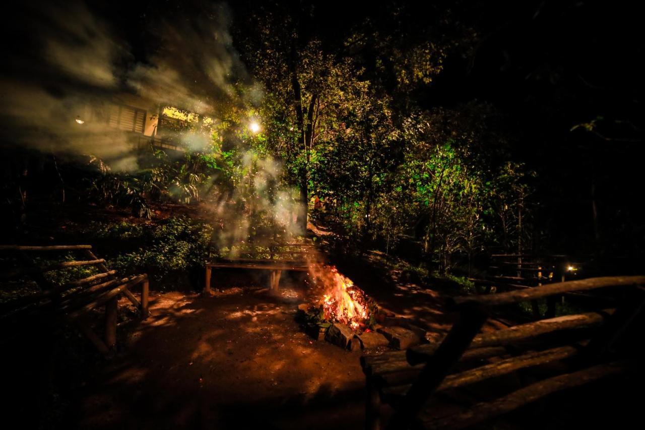 Golden Fern Resort Kanthalloor Dış mekan fotoğraf